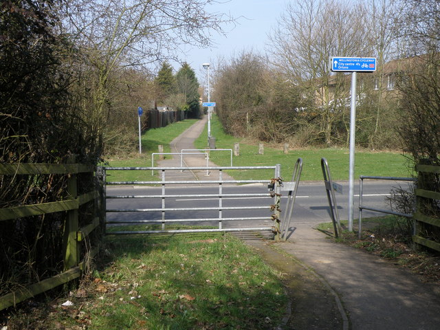 A signed cycle route on the Green Wheel network in Peterborough